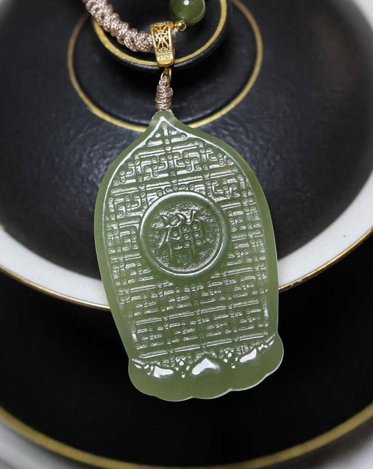 Agarwood Guanyin Zen Necklace
