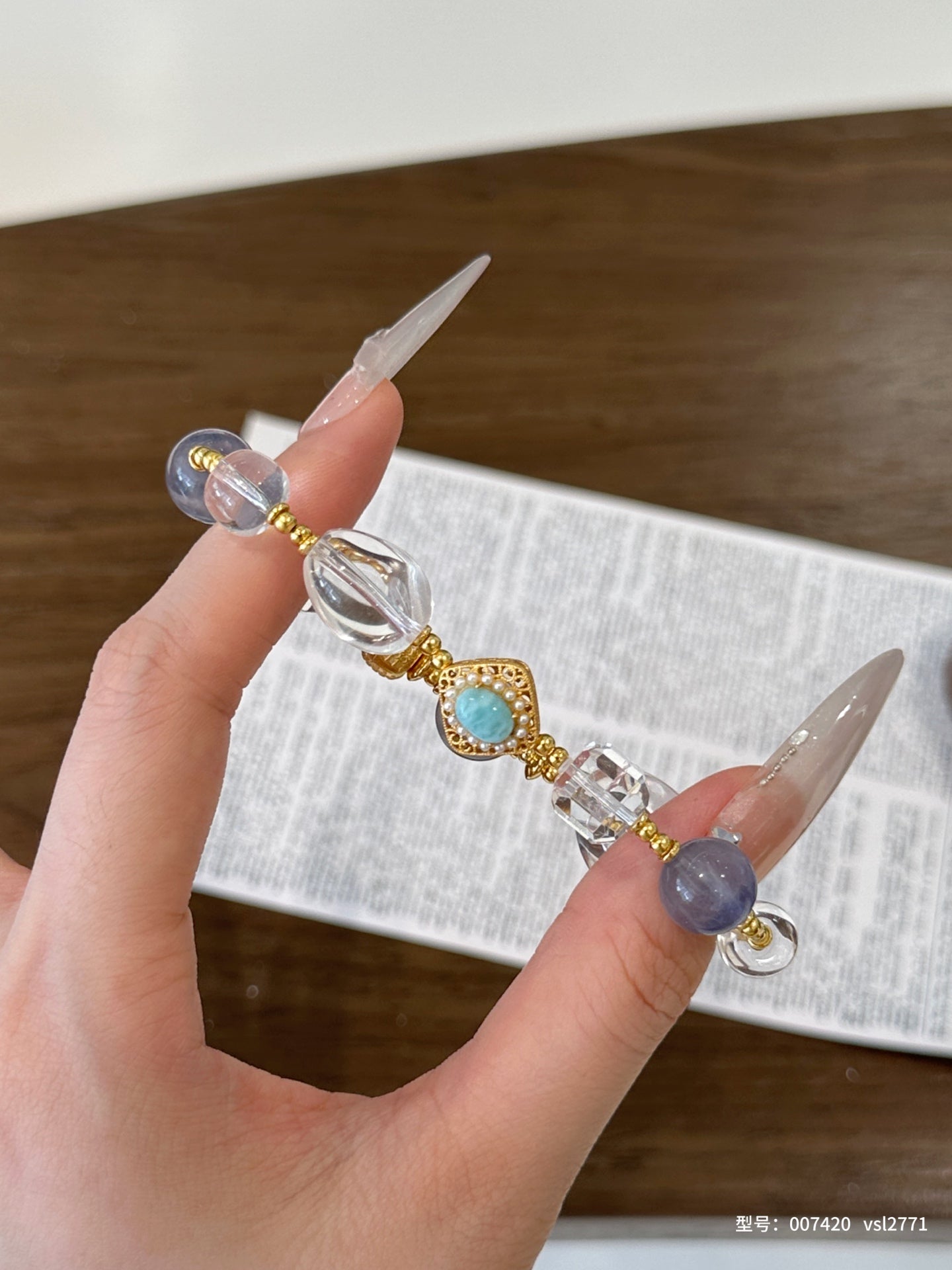 Dreamy Bubbles – Fluorite, Aquamarine Clear Quartz Bracelet