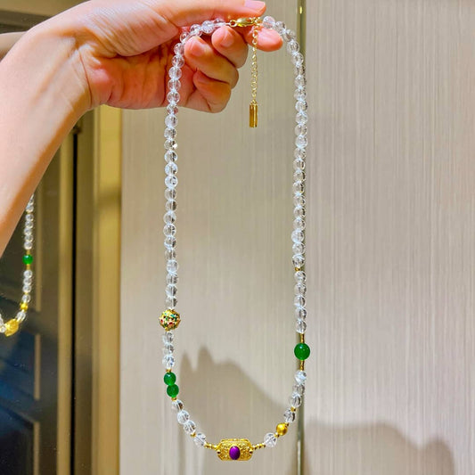 Emerald Mist – Vintage-Inspired Green Chalcedony Clear Quartz Necklace