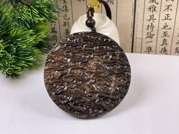 Thousand-Armed Guanyin Agarwood